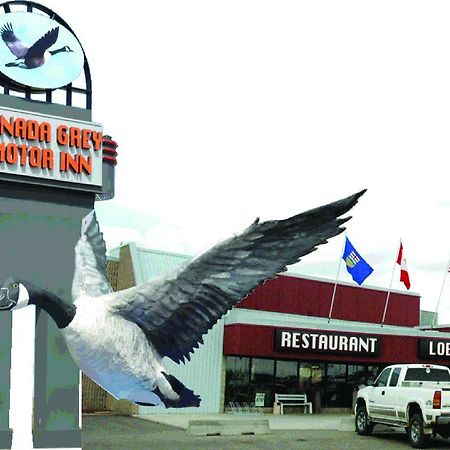 Travelodge Hanna Canada Grey Bagian luar foto