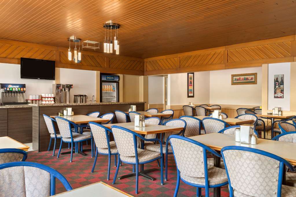 Travelodge Hanna Canada Grey Restoran foto